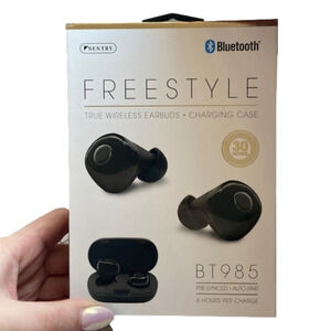 NWT Freestyle True Wireless Earbuds And Charging Case